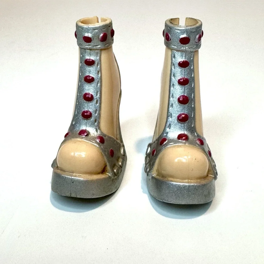 Barbie My Scene Doll Shoes Studded Strap Platform High‎ Heel Sandals
